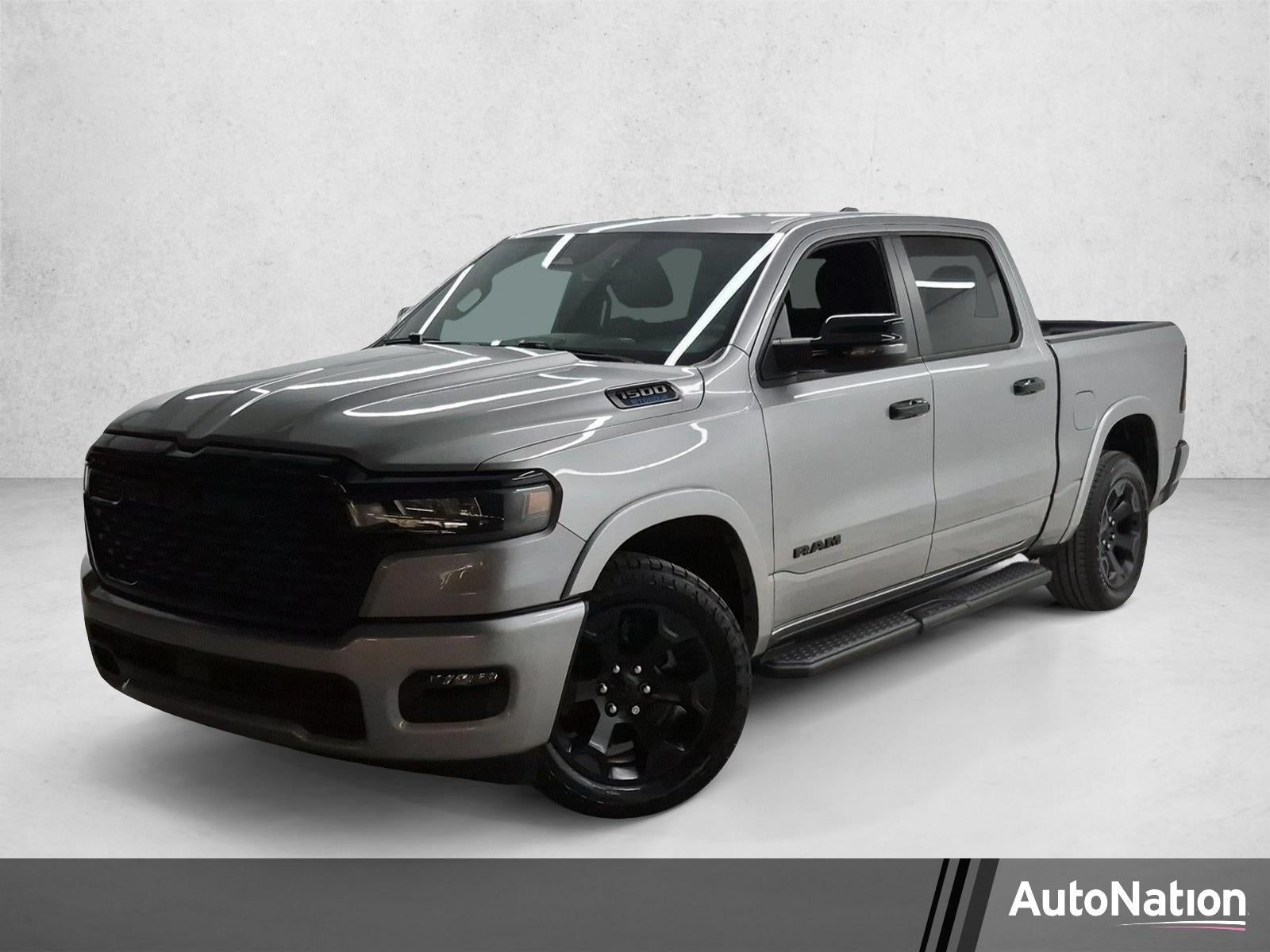 2025 RAM 1500 Big Horn Crew Cab 4x2 5'7" Box in Silver — front three-quarter view