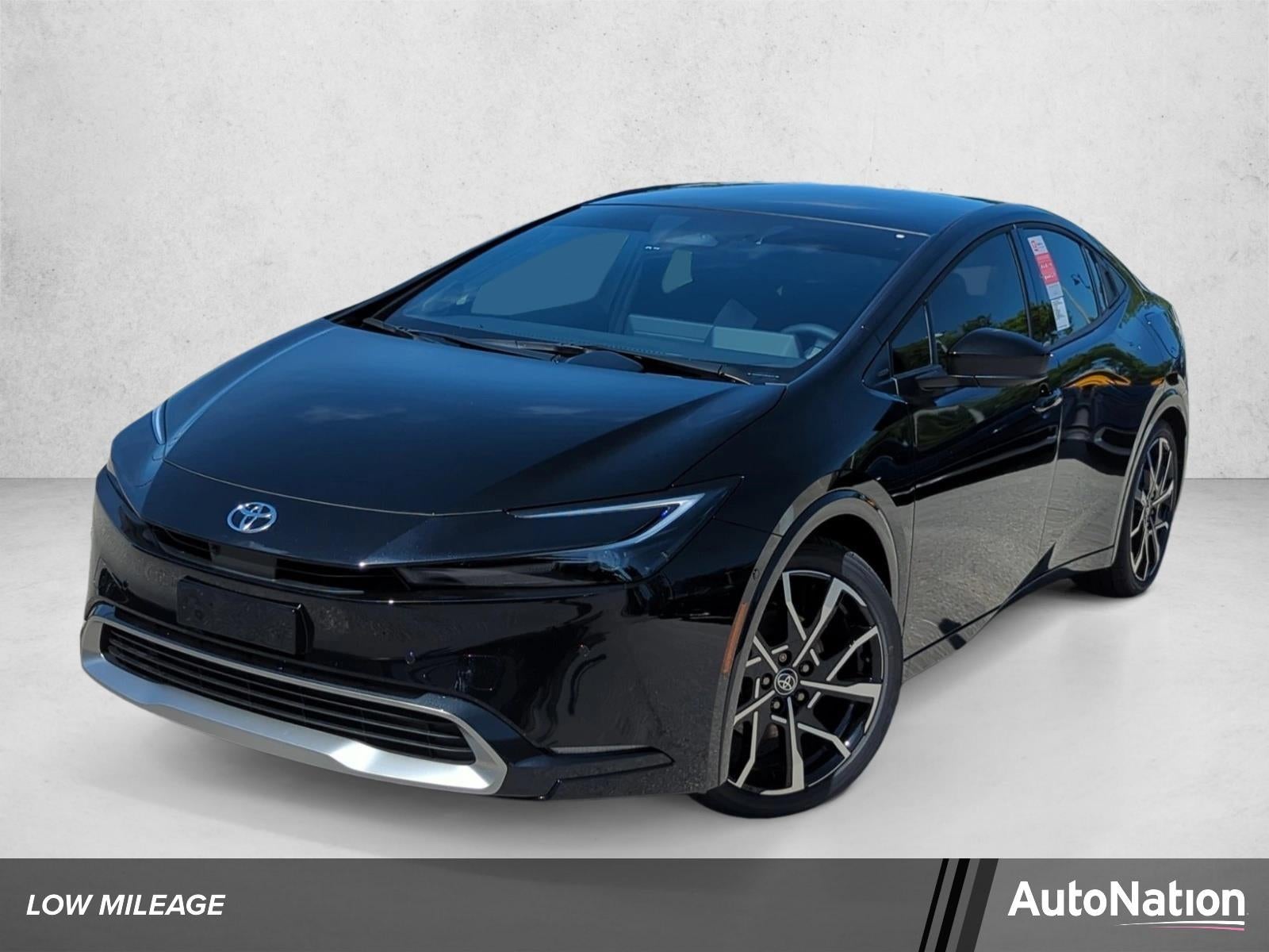 2025 Toyota Prius Plug-In Hybrid