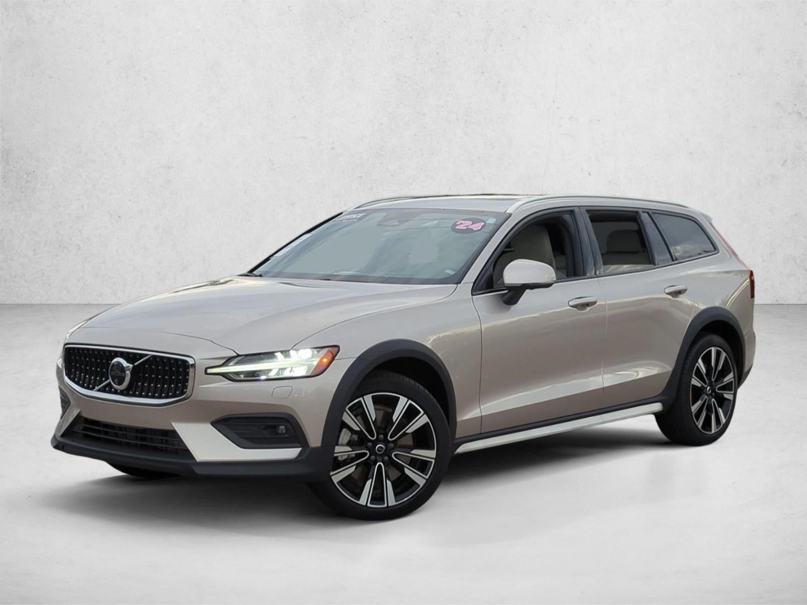 2024 Volvo V60 Cross Country